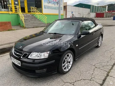 Usado Saab 9-3 Vector 150 CV (110 kW) 2006 Negro Descapotable