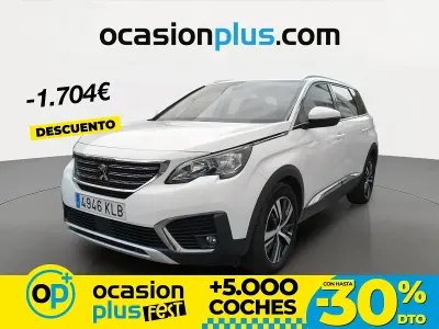 Usado Peugeot 5008 Allure 130 CV (95 kW) 2018 Blanco SUV