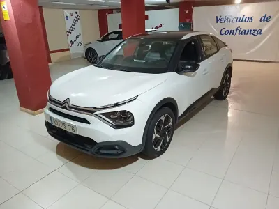 Używany Citroën C4 Shine 130 KM (95 kW) 2021 Biały
