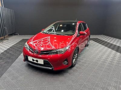 Granate Usado 2014 Toyota Auris Berlina | 9300 € (Precio justo)