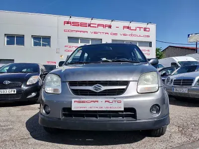 Usado Suzuki Ignis 99 CV (72 kW) 2005 Gris / plata Utilitario