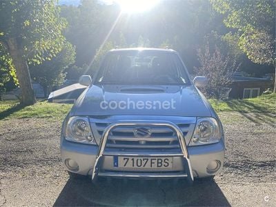 Usado Suzuki Grand Vitara 110 CV (80 kW) 2006 Gris / plata SUV