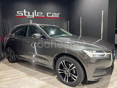 Gris / plata Usado 2018 Volvo XC60 Momentum SUV | 29.950 € (Precio justo)