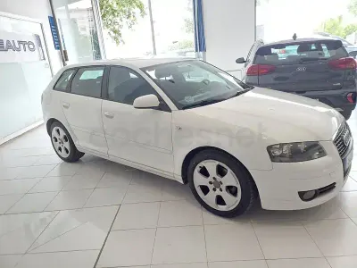 Usado Audi A3 Ambiente 140 CV (102 kW) 2009 Blanco Utilitario
