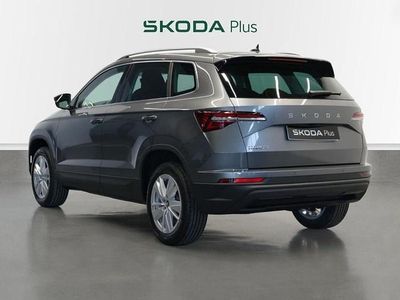 Usado Skoda Karoq Selection 150 CV (110 kW) 2025 Gris SUV