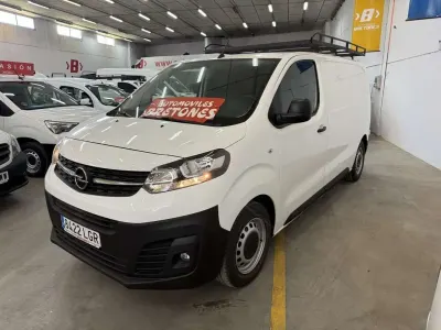 Usado Opel Vivaro 102 CV (75 kW) 2020 Blanco Monovolumen