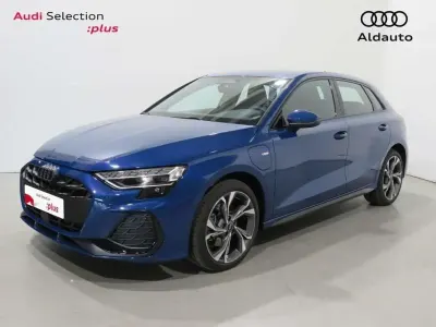 Usado Audi A3 Sportback e-tron S-Line 204 CV (150 kW) 2026 Azul Utilitario