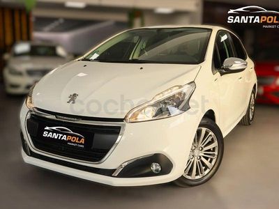 Usado Peugeot 208 Style 100 CV (73 kW) 2017 Blanco Utilitario