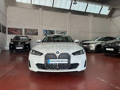Käytetty BMW 420 Executive 190 HP (139 kW) 2022 Valkoinen Coupe - kaksiovinen