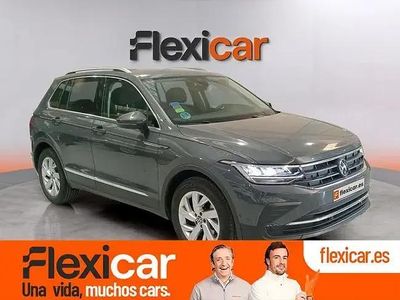 Używany VW Tiguan Life 130 KM (95 kW) 2022 Szary SUV