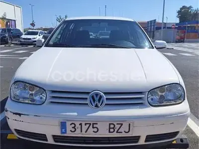Usado VW Golf IV Highline 105 CV (77 kW) 2002 Blanco Familiar