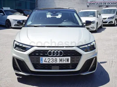 Usado Audi A1 Sportback S-Line 95 CV (69 kW) 2023 Gris / plata Utilitario