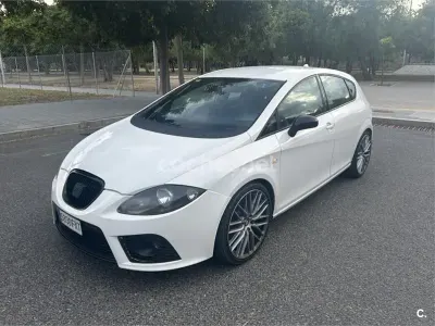 Usado Seat Leon CUPRA 240 CV (176 kW) 2007 Blanco Utilitario