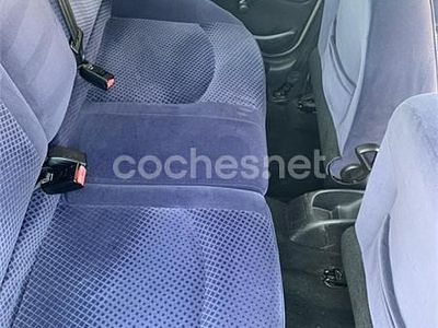Gris / plata Usado 2003 Peugeot 206 Berlina | 3000 € (Un poco caro)