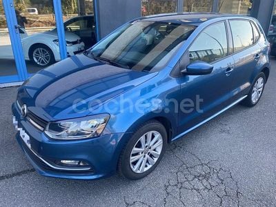 Azul Usado 2017 VW Polo Advance Berlina | 11.900 € (Precio justo)