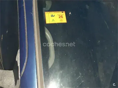 Usado Hyundai H-1 100 CV (73 kW) 2004 Azul Monovolumen