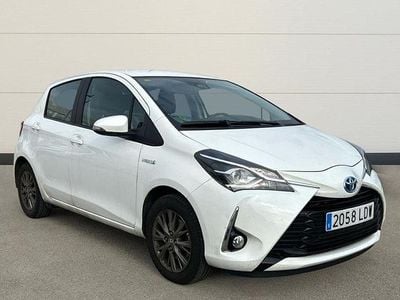 Blanco Usado 2020 Toyota Yaris Hybrid Active Berlina | 16.500 € (Precio justo)