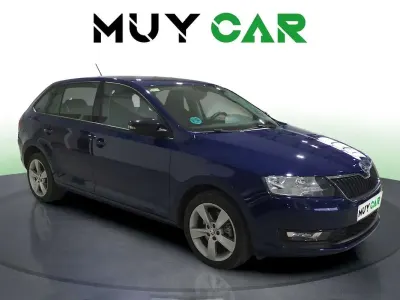 Usado Skoda Rapid 110 CV (80 kW) 2018 Azul Utilitario