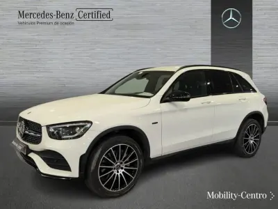 Usado Mercedes GLC300 AMG line 194 CV (142 kW) 2021 Blanco polar  pintura unicolor