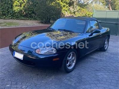 Usado Mazda MX5 140 CV (102 kW) 1998 Verde Descapotable