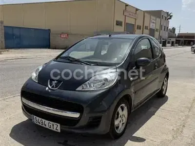 Occasion Peugeot 107 68 ch (50 kW) 2010 Gris Citadine