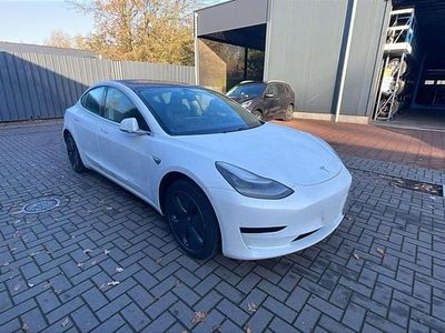 Blanco Usado 2020 Tesla Model 3 Standard Range Berlina | 20.500 € (Precio justo)
