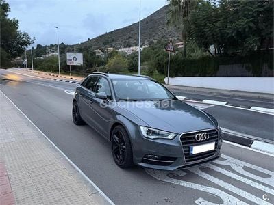 Gris / plata Usado 2015 Audi A3 Attraction Berlina | 12.500 € (Precio justo)