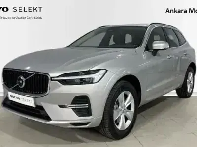 Usado Volvo XC60 Core 197 CV (144 kW) 2023 Gris SUV