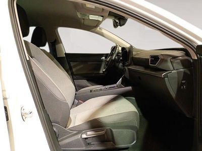 Blanco Usado 2025 Seat Leon Style | 20.990 €