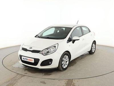 Blanco Usado 2014 Kia Rio Berlina | 9799 € (Precio justo)