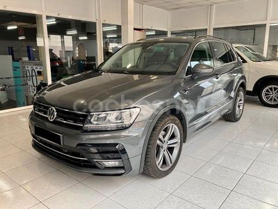 Usado VW Tiguan R-line 150 CV (110 kW) 2020 Gris / plata SUV