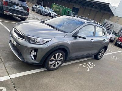 Gris Usado 2023 Kia Stonic SUV | 13.090 € (Precio justo)