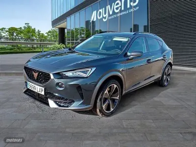 Usado Cupra Formentor 204 CV (150 kW) 2022 Gris SUV