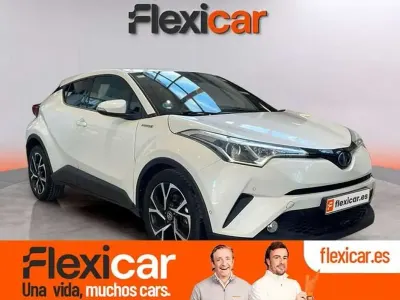 Begagnad Toyota C-HR Advance 122 HK (89 kW) 2019 Vit SUV