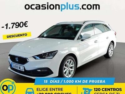 Usado Seat Leon ST Style 131 CV (96 kW) 2023 Blanco Familiar
