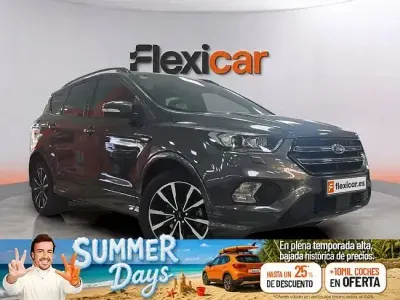 Usado Ford Kuga ST-Line 150 CV (110 kW) 2018 Gris SUV