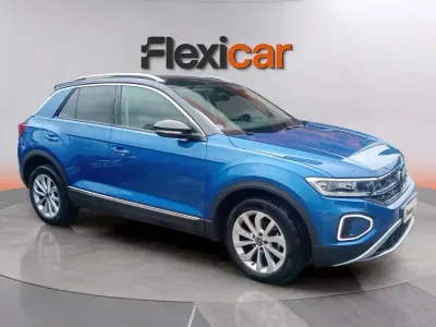 Usado VW T-Roc Advance 150 CV (110 kW) 2022 Azul SUV