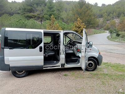 Gris / plata Usado 1999 Renault Trafic Monovolumen | 6900 €
