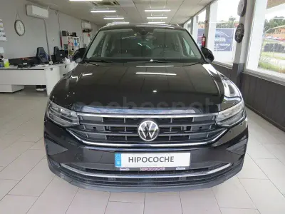 Usado VW Tiguan Life 150 CV (110 kW) 2022 Negro SUV