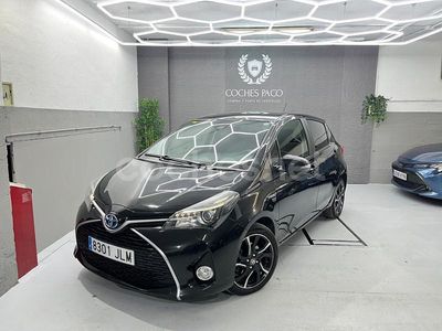 Negro Usado 2016 Toyota Yaris Hybrid Berlina | 11.990 € (Precio justo)