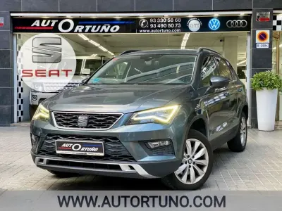 Usado Seat Ateca Ecomotive 116 CV (85 kW) 2016 Gris / plata SUV