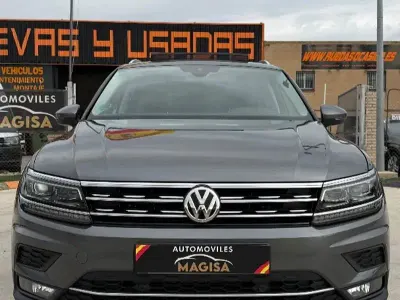 Usado VW Tiguan Sportline 150 CV (110 kW) 2020 Gris / plata SUV