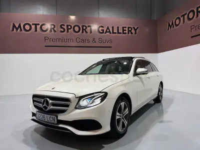 Usado Mercedes E220 194 CV (142 kW) 2018 Blanco Familiar