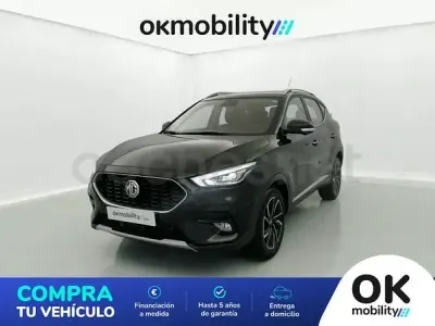 Käytetty MG ZS Luxury 111 HP (81 kW) 2023 Musta Katumaasturi