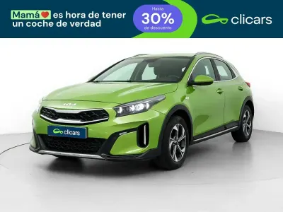 Usado Kia XCeed 120 HP (88 kW) 2023 Verde SUV