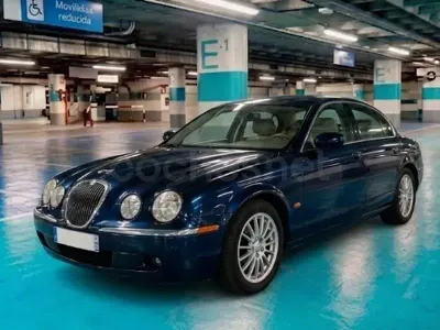 Usado Jaguar S-Type Executive 207 CV (152 kW) 2007 Gris / plata Berlina