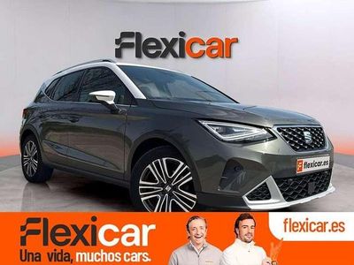Usado Seat Arona Xperience 110 CV (80 kW) 2023 Gris SUV