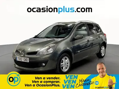 Usado Renault Clio Dynamique 86 CV (63 kW) 2009 Gris Familiar