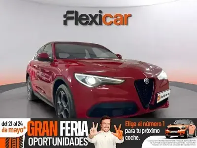 Usado Alfa Romeo Stelvio Sprint 200 CV (147 kW) 2022 Rojo SUV