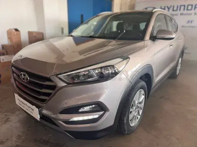 Usado Hyundai Tucson 115 CV (84 kW) 2016 Beige SUV